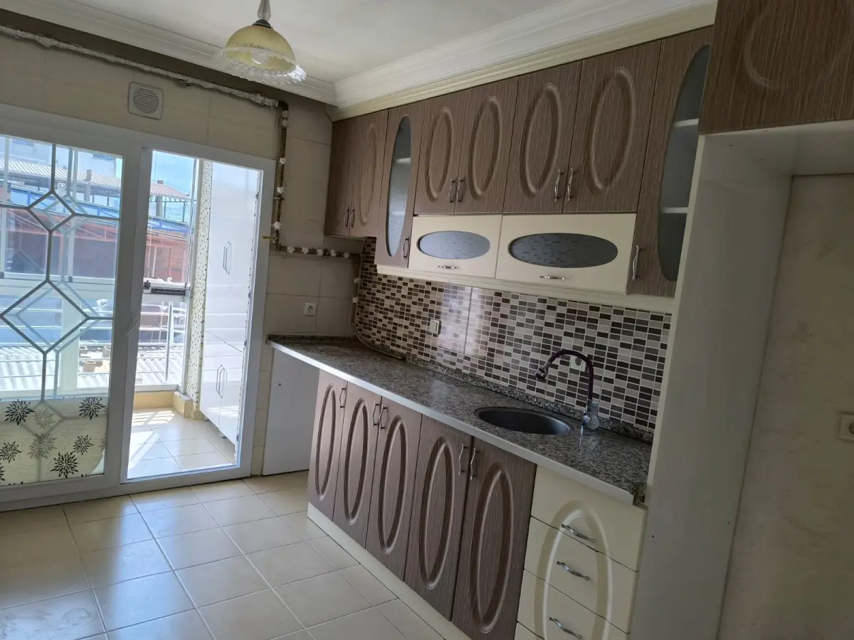 ACİL SATILIK GENİŞ FERAH DAİRE   TURGUTLU SELVİTEPE - Fotoğraf 12
