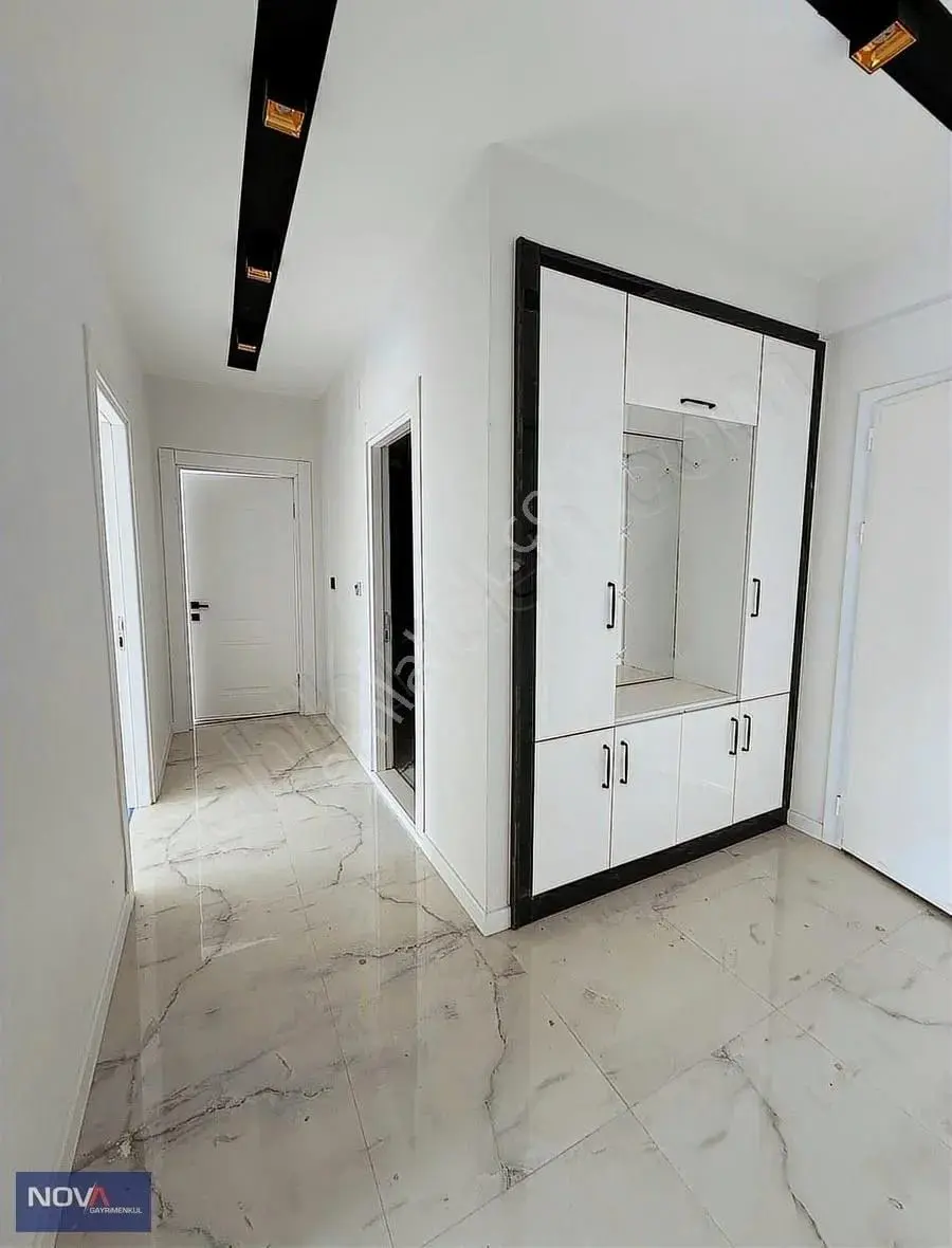 ACİL SATILIK DAİRE TURGUTLU PAVILION SİTESİ ERGENEKON  165 M² – 3+1 - Fotoğraf 13