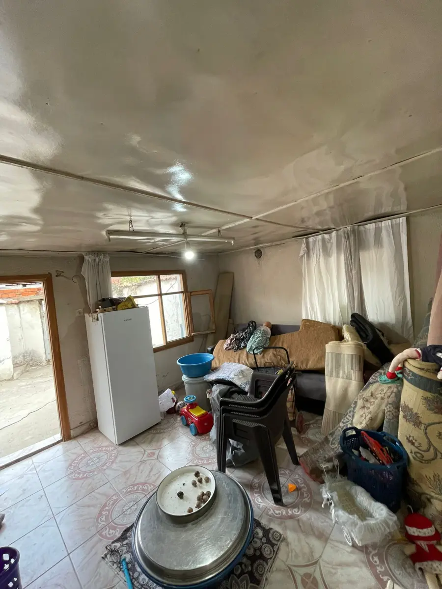 ACİL SATILIK KÖY EVİ  300 M² – İMARLI ARSA İÇİNDE - Fotoğraf 6
