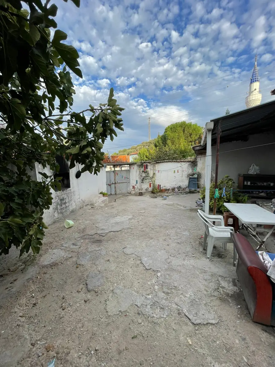 ACİL SATILIK KÖY EVİ  300 M² – İMARLI ARSA İÇİNDE - Fotoğraf 8