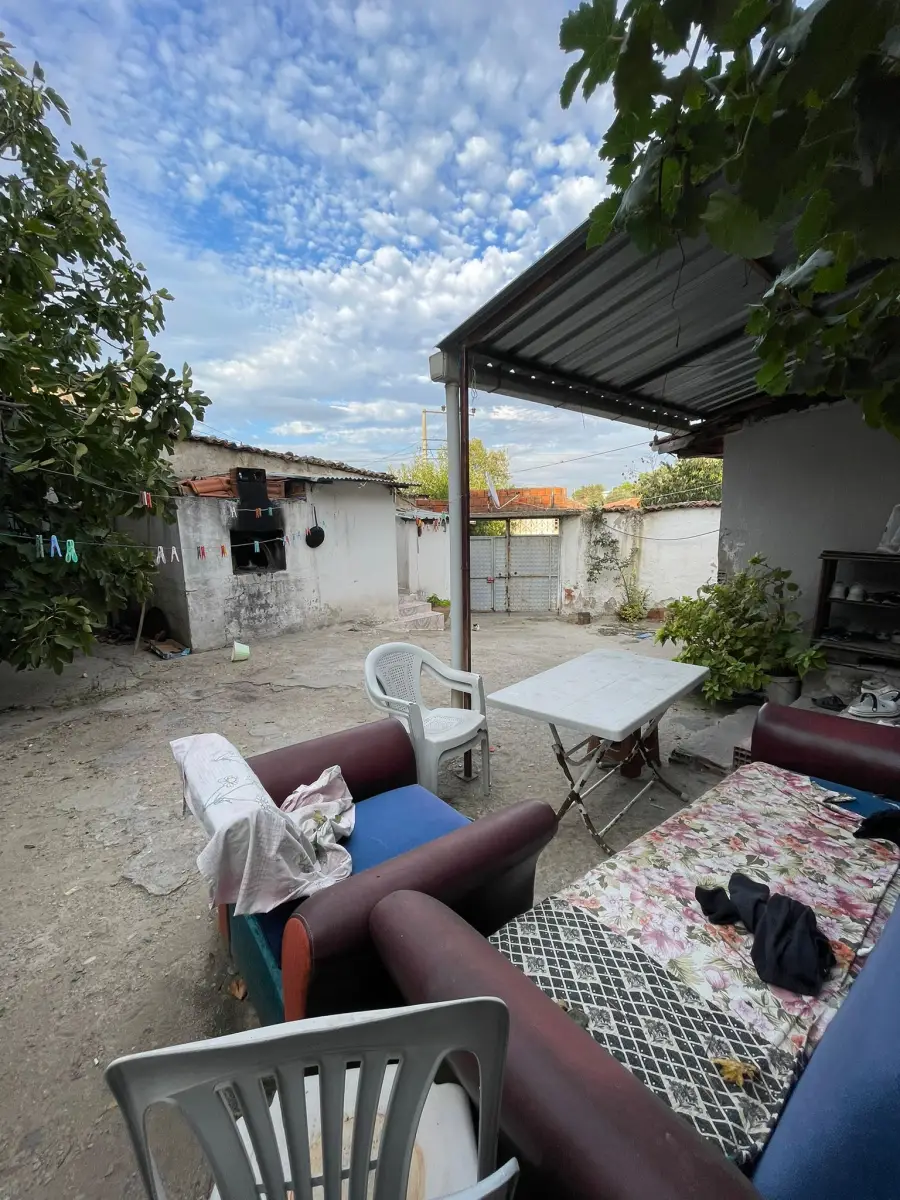 ACİL SATILIK KÖY EVİ  300 M² – İMARLI ARSA İÇİNDE - Fotoğraf 14